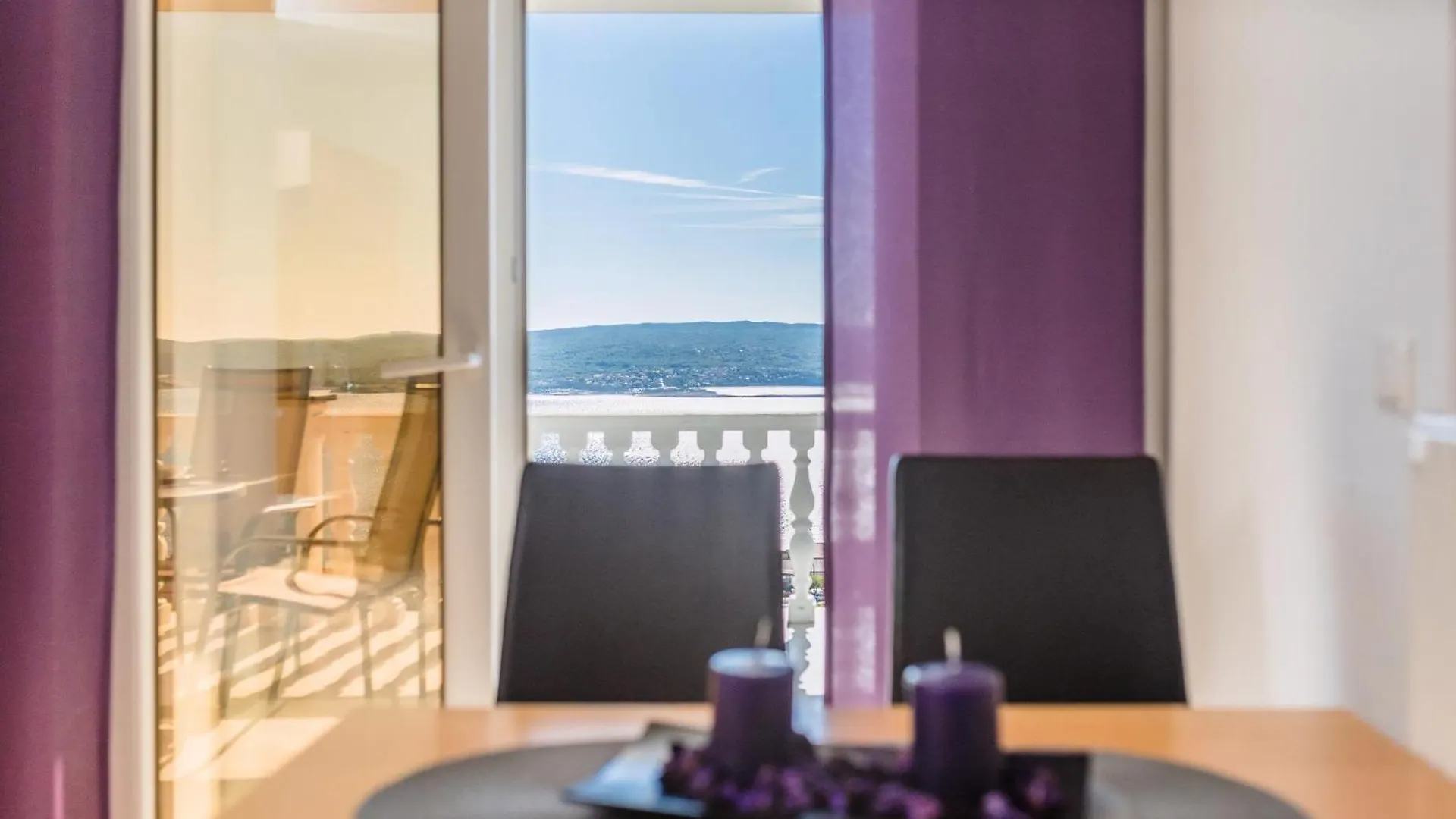 Tolle Wohnung Mit Terrasse Und Meerblick Crikvenica Apartment