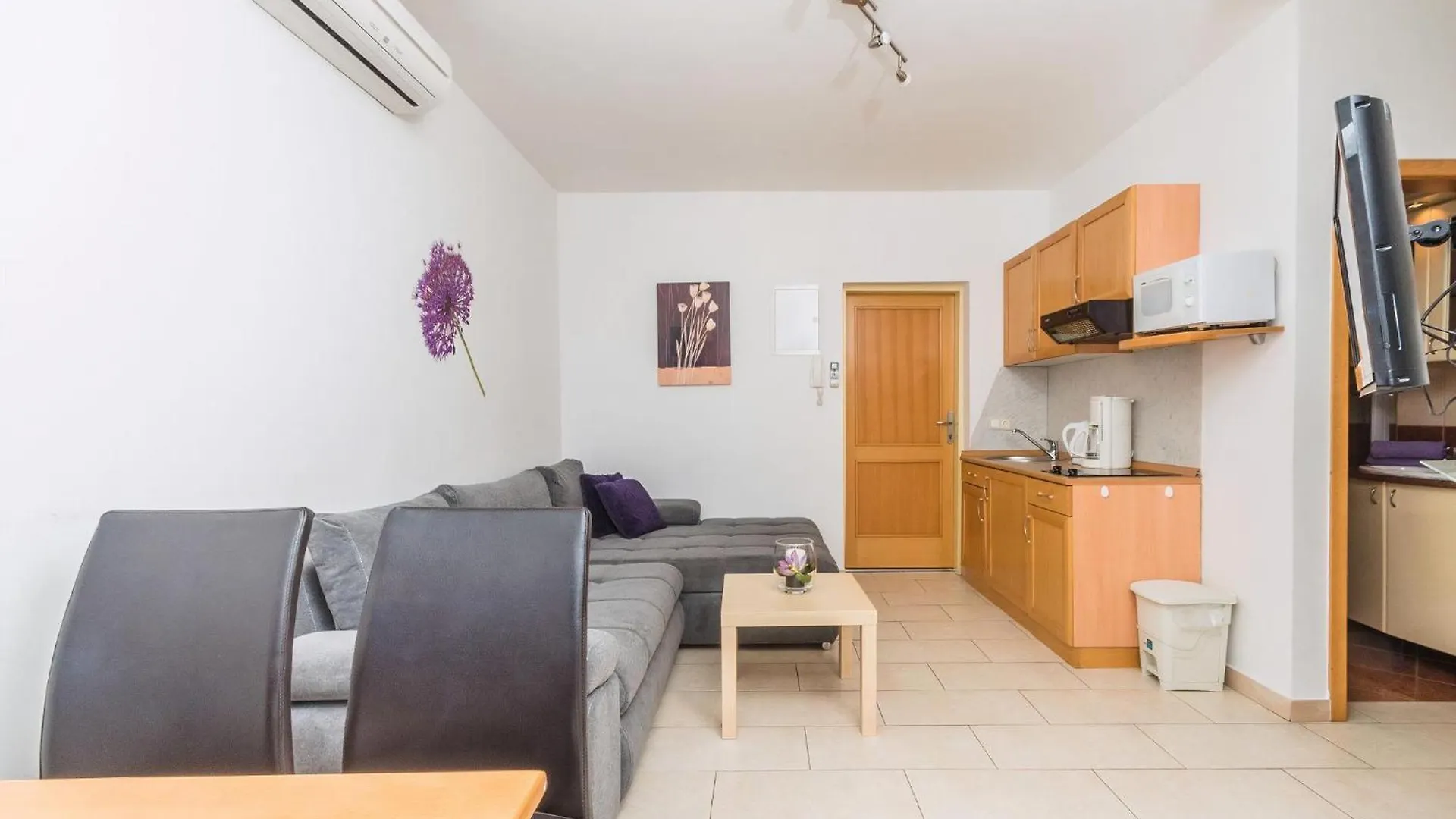 Tolle Wohnung Mit Terrasse Und Meerblick Crikvenica