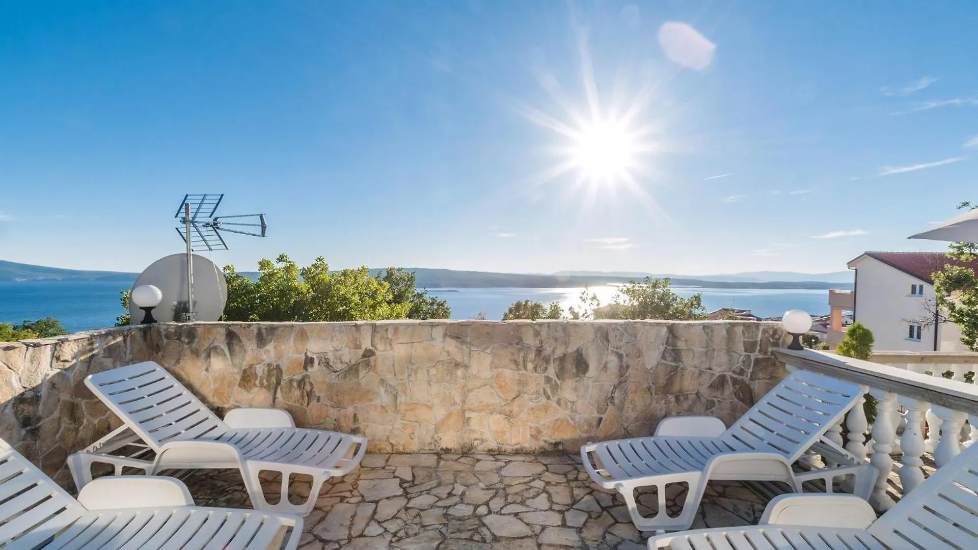 Tolle Wohnung Mit Terrasse Und Meerblick Crikvenica 0*,